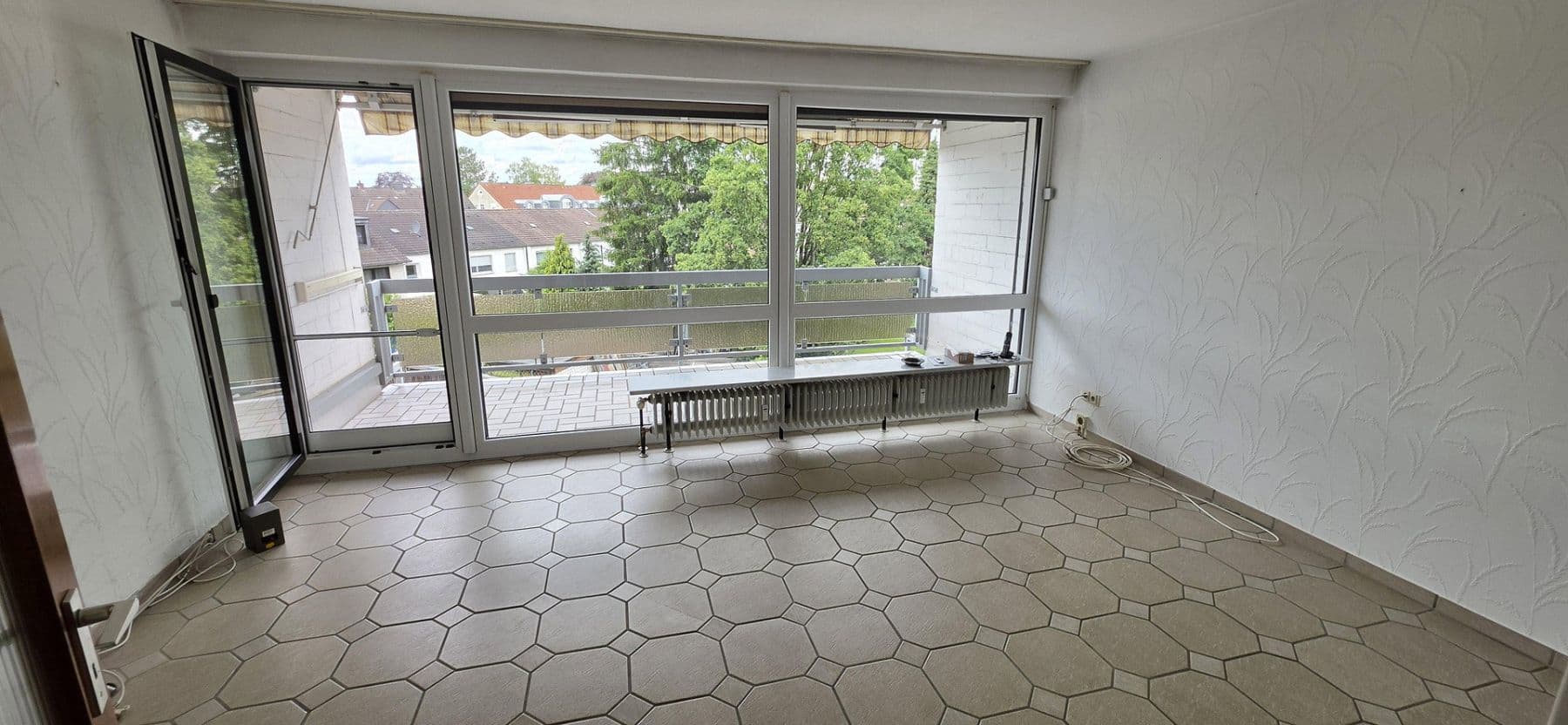Predaj bytu 3-izbový 68 m², Solinger Straße 122, Langenfeld (Rheinland), Severné Porýnie - Westfálsko Predaj bytu 3-izbový 68 m², Solinger Straße 122, Langenfeld (Rheinland), Severné Porýnie - Westfálsko