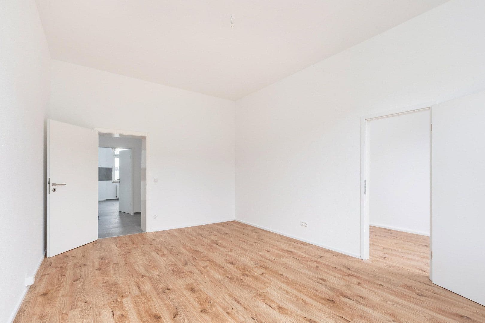 Predaj bytu 3-izbový 76 m², Kopernikusstr. 57, Düsseldorf, Severné Porýnie - Westfálsko Predaj bytu 3-izbový 76 m², Kopernikusstr. 57, Düsseldorf, Severné Porýnie - Westfálsko