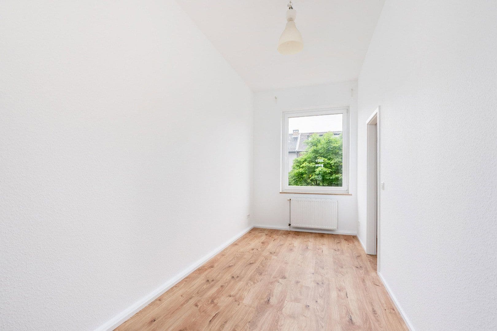 Predaj bytu 3-izbový 76 m², Kopernikusstr. 57, Düsseldorf, Severné Porýnie - Westfálsko Predaj bytu 3-izbový 76 m², Kopernikusstr. 57, Düsseldorf, Severné Porýnie - Westfálsko