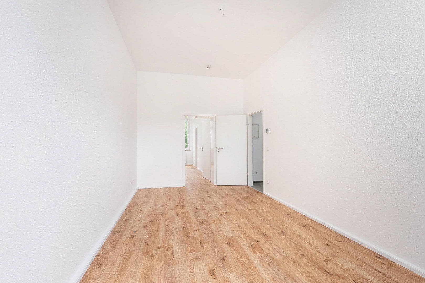 Predaj bytu 3-izbový 76 m², Kopernikusstr. 57, Düsseldorf, Severné Porýnie - Westfálsko Predaj bytu 3-izbový 76 m², Kopernikusstr. 57, Düsseldorf, Severné Porýnie - Westfálsko