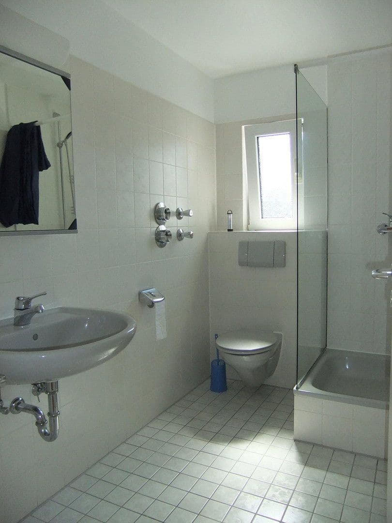 Prenájom bytu 1-izbový 29 m², Mainz, Porýnie-Falcko Prenájom bytu 1-izbový 29 m², Mainz, Porýnie-Falcko