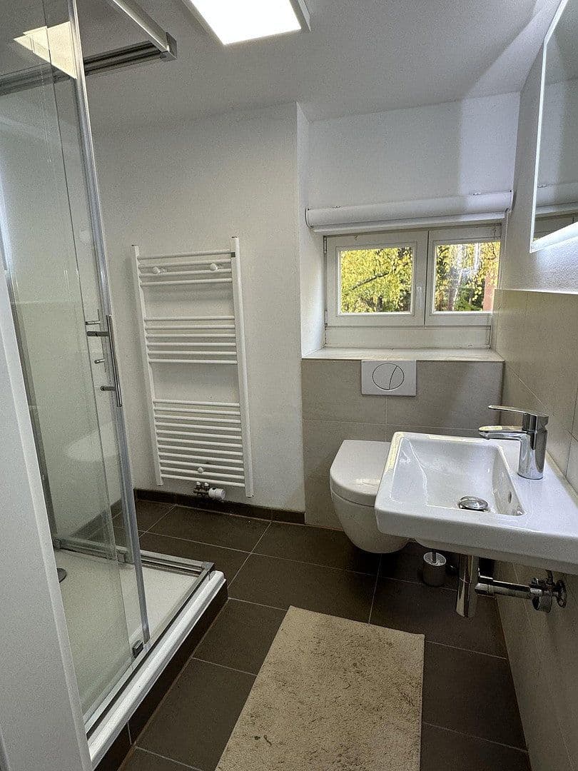 Predaj domu 115 m², pozemek 165 m², Hochsitzweg 99, Berlin, Berlín Predaj domu 115 m², pozemek 165 m², Hochsitzweg 99, Berlin, Berlín