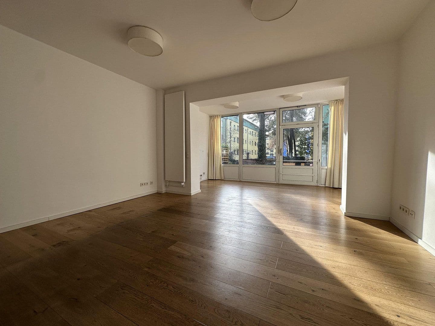 Predaj domu 115 m², pozemek 165 m², Hochsitzweg 99, Berlin, Berlín Predaj domu 115 m², pozemek 165 m², Hochsitzweg 99, Berlin, Berlín