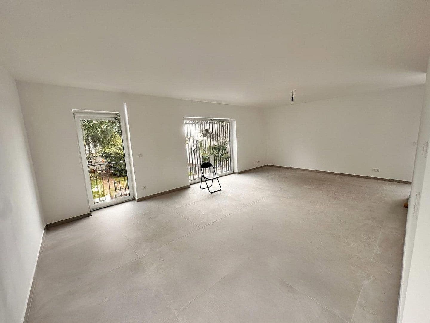 Prenájom bytu 4-izbový 127 m², Maintal, Hesensko Prenájom bytu 4-izbový 127 m², Maintal, Hesensko