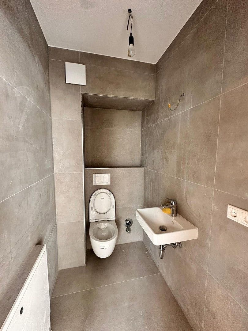 Prenájom bytu 4-izbový 127 m², Maintal, Hesensko Prenájom bytu 4-izbový 127 m², Maintal, Hesensko