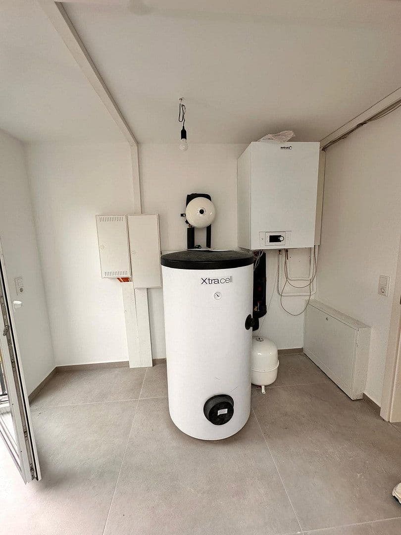 Prenájom bytu 4-izbový 127 m², Maintal, Hesensko Prenájom bytu 4-izbový 127 m², Maintal, Hesensko