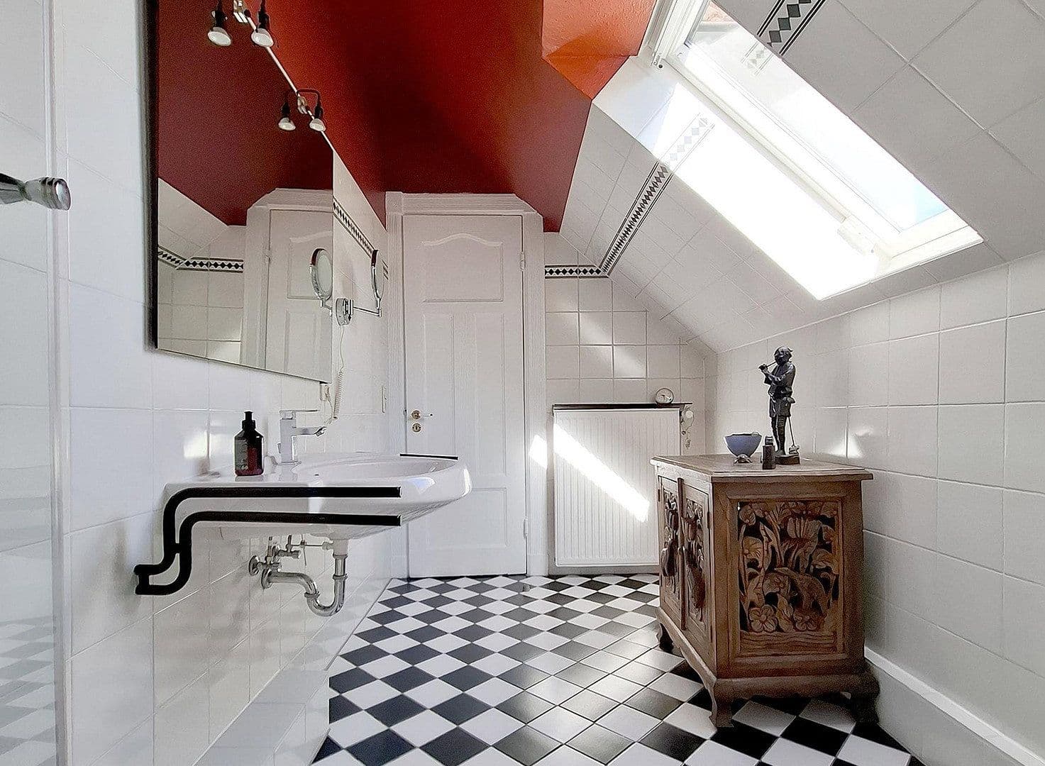 Predaj domu 223 m², pozemek 1.067 m², Gokels, Šlezvicko-Holštajnsko Predaj domu 223 m², pozemek 1.067 m², Gokels, Šlezvicko-Holštajnsko