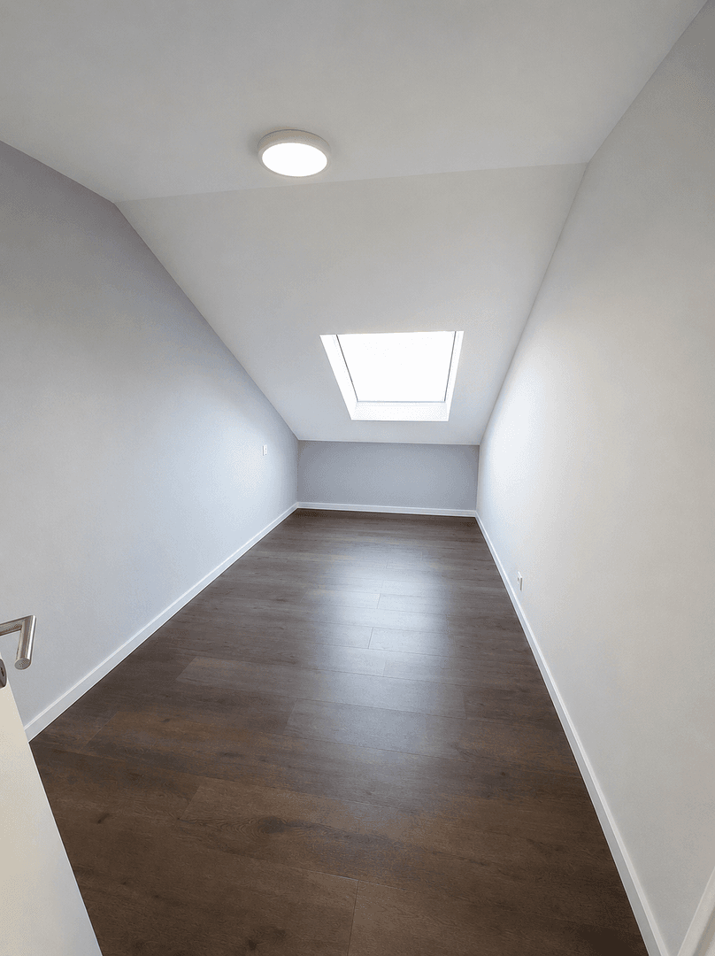 Predaj domu 125 m², pozemek 162 m², Grafenau, Bádensko-Wurttembersko Predaj domu 125 m², pozemek 162 m², Grafenau, Bádensko-Wurttembersko