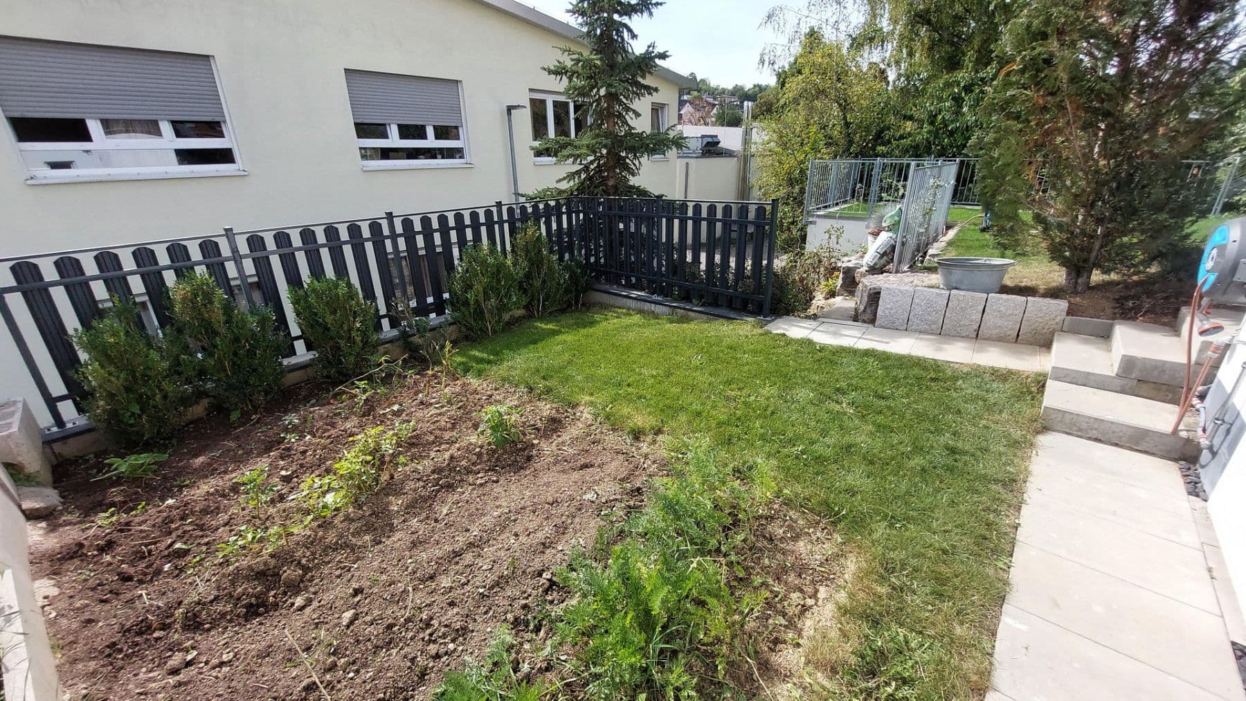 Predaj domu 125 m², pozemek 162 m², Grafenau, Bádensko-Wurttembersko Predaj domu 125 m², pozemek 162 m², Grafenau, Bádensko-Wurttembersko