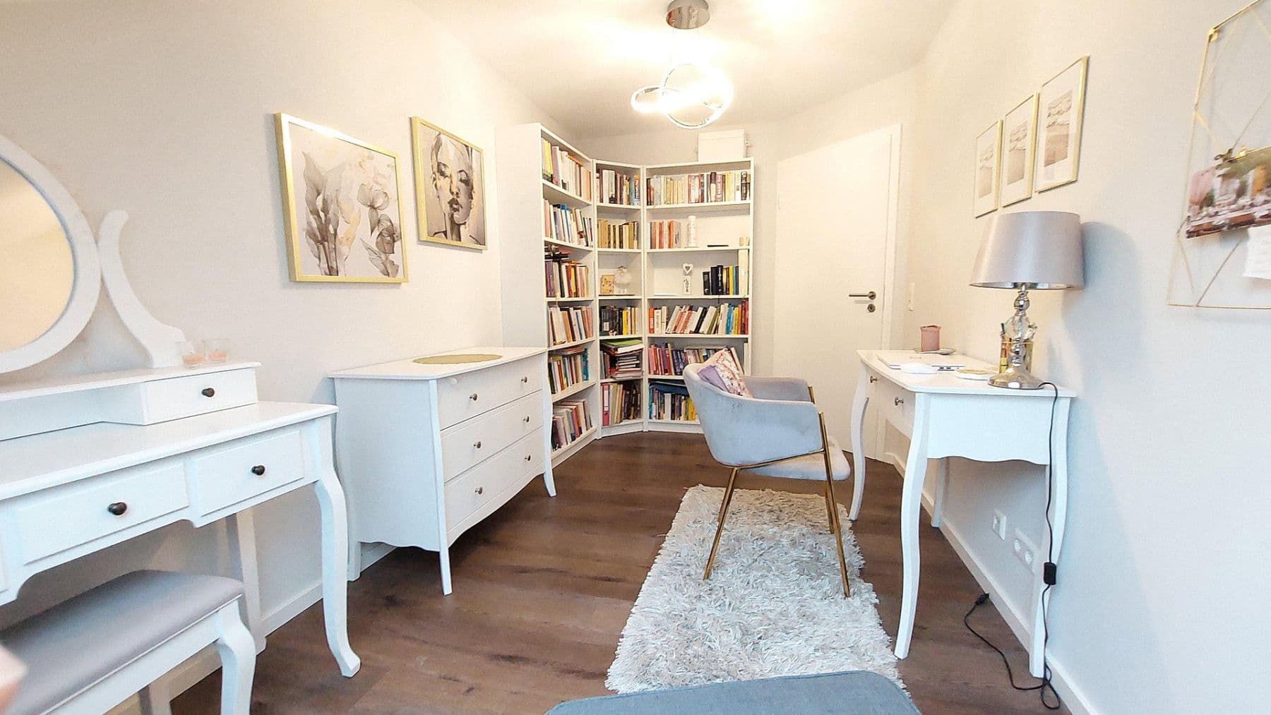 Predaj domu 125 m², pozemek 162 m², Grafenau, Bádensko-Wurttembersko Predaj domu 125 m², pozemek 162 m², Grafenau, Bádensko-Wurttembersko