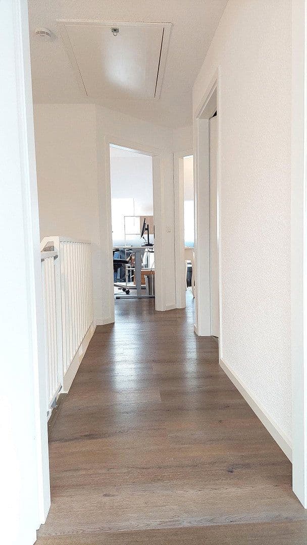 Predaj domu 125 m², pozemek 162 m², Grafenau, Bádensko-Wurttembersko Predaj domu 125 m², pozemek 162 m², Grafenau, Bádensko-Wurttembersko