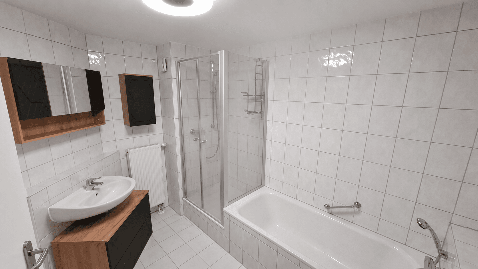Predaj domu 125 m², pozemek 162 m², Grafenau, Bádensko-Wurttembersko Predaj domu 125 m², pozemek 162 m², Grafenau, Bádensko-Wurttembersko