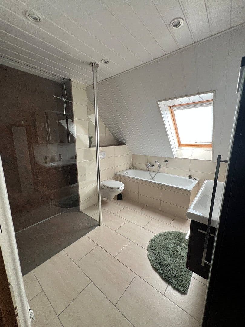 Predaj domu 108 m², pozemek 428 m², Tulpenweg 15, Hagenow, Meklenbursko-Predpomoransko Predaj domu 108 m², pozemek 428 m², Tulpenweg 15, Hagenow, Meklenbursko-Predpomoransko