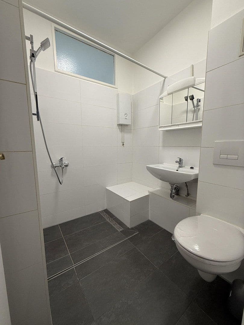 Prenájom bytu 1-izbový 34 m², Beusselstr, Berlin, Berlín Prenájom bytu 1-izbový 34 m², Beusselstr, Berlin, Berlín