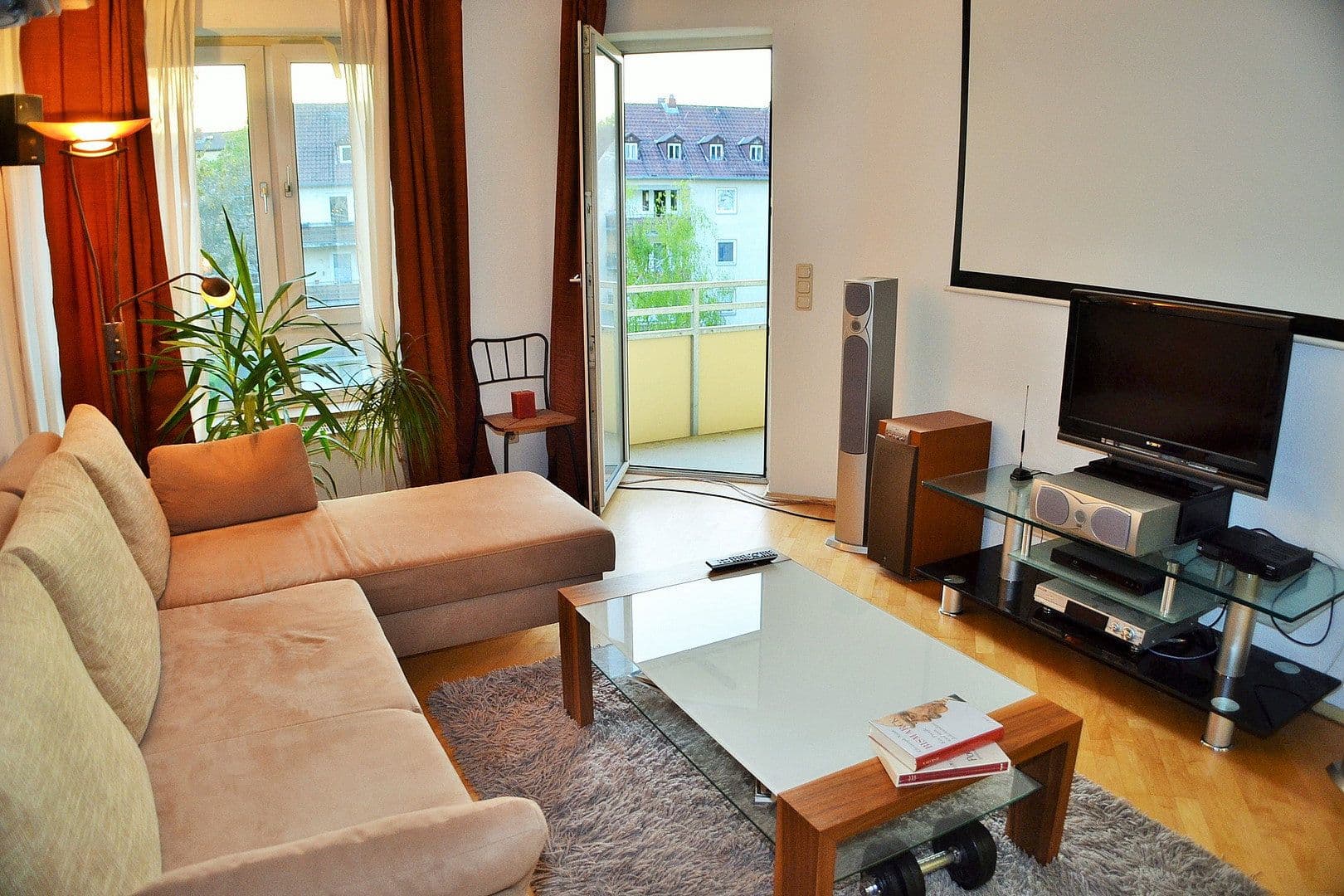 Prenájom bytu 3-izbový 60 m², Rathenaustrasse 7, Mainz, Porýnie-Falcko Prenájom bytu 3-izbový 60 m², Rathenaustrasse 7, Mainz, Porýnie-Falcko