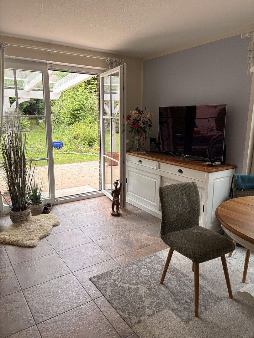 Prenájom domu 120 m², pozemek 845 m², Müssenweg 43a, Dassendorf, Šlezvicko-Holštajnsko Prenájom domu 120 m², pozemek 845 m², Müssenweg 43a, Dassendorf, Šlezvicko-Holštajnsko