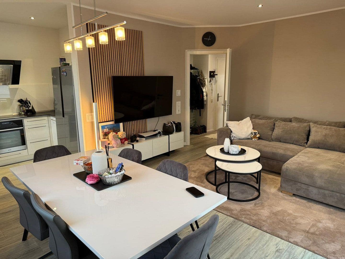 Prenájom bytu 2-izbový 58 m², Markusstr. 17a, Niederkassel, Severné Porýnie - Westfálsko Prenájom bytu 2-izbový 58 m², Markusstr. 17a, Niederkassel, Severné Porýnie - Westfálsko