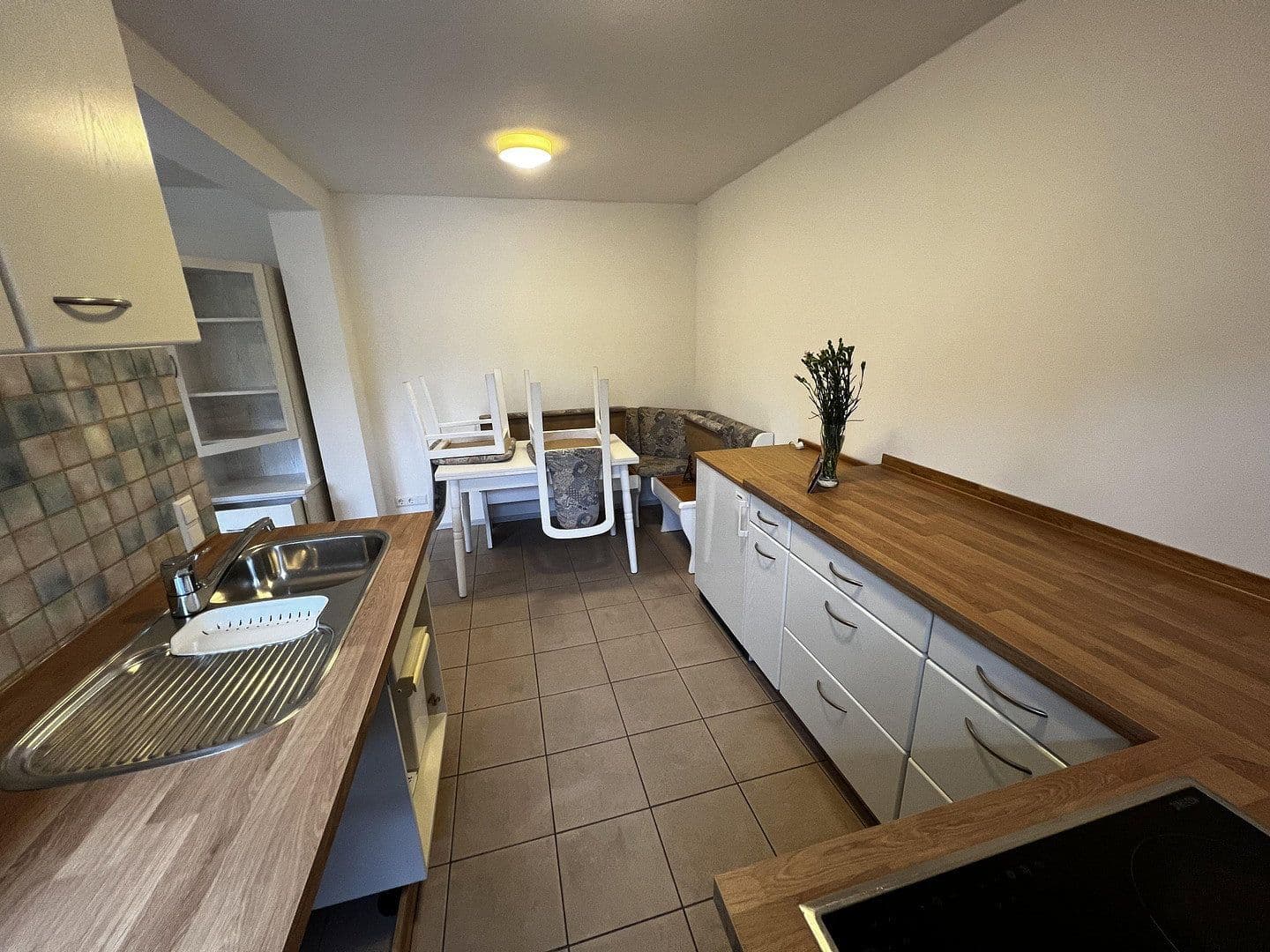 Prenájom bytu 2-izbový 52 m², Klosterlehen 11, Baden-Baden-Oberbeuern, Bádensko-Wurttembersko Prenájom bytu 2-izbový 52 m², Klosterlehen 11, Baden-Baden-Oberbeuern, Bádensko-Wurttembersko
