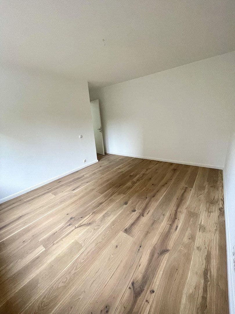 Predaj bytu 3-izbový 84 m², Leonrodstraße 60, München, Bavorsko Predaj bytu 3-izbový 84 m², Leonrodstraße 60, München, Bavorsko