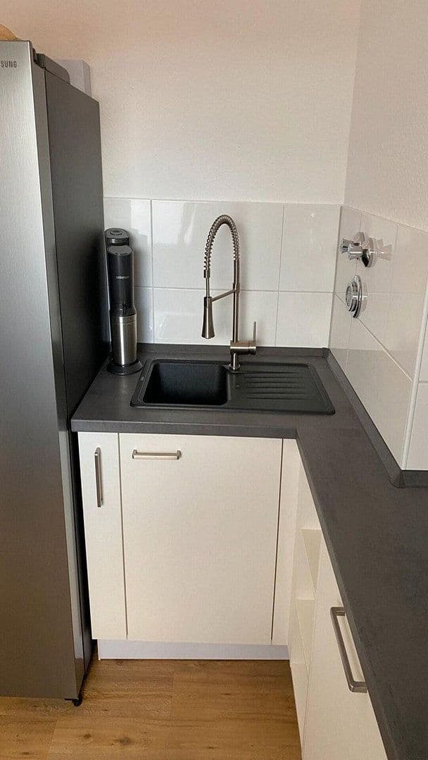 Prenájom bytu 2-izbový 64 m², Bremen, Brémy Prenájom bytu 2-izbový 64 m², Bremen, Brémy