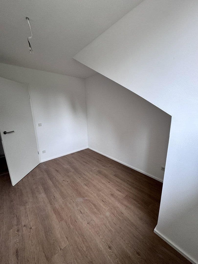 Prenájom bytu 2-izbový 90 m², Waldmannsweg 41, Neukirchen-Vluyn, Severné Porýnie - Westfálsko Prenájom bytu 2-izbový 90 m², Waldmannsweg 41, Neukirchen-Vluyn, Severné Porýnie - Westfálsko