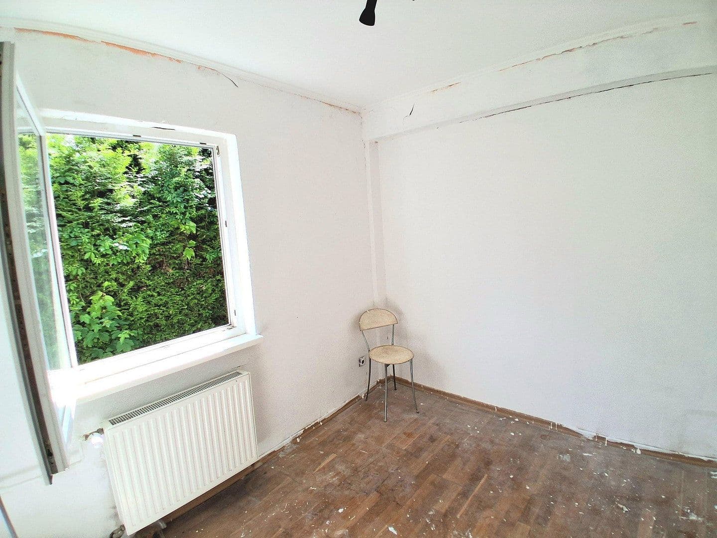 Predaj domu 100 m², pozemek 838 m², Berlin Mahlsdorf, Berlín Predaj domu 100 m², pozemek 838 m², Berlin Mahlsdorf, Berlín