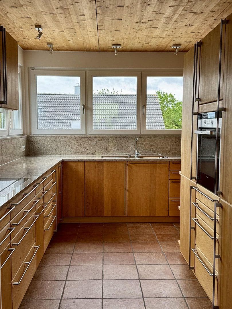 Predaj domu 247 m², pozemek 442 m², Calw, Bádensko-Wurttembersko Predaj domu 247 m², pozemek 442 m², Calw, Bádensko-Wurttembersko