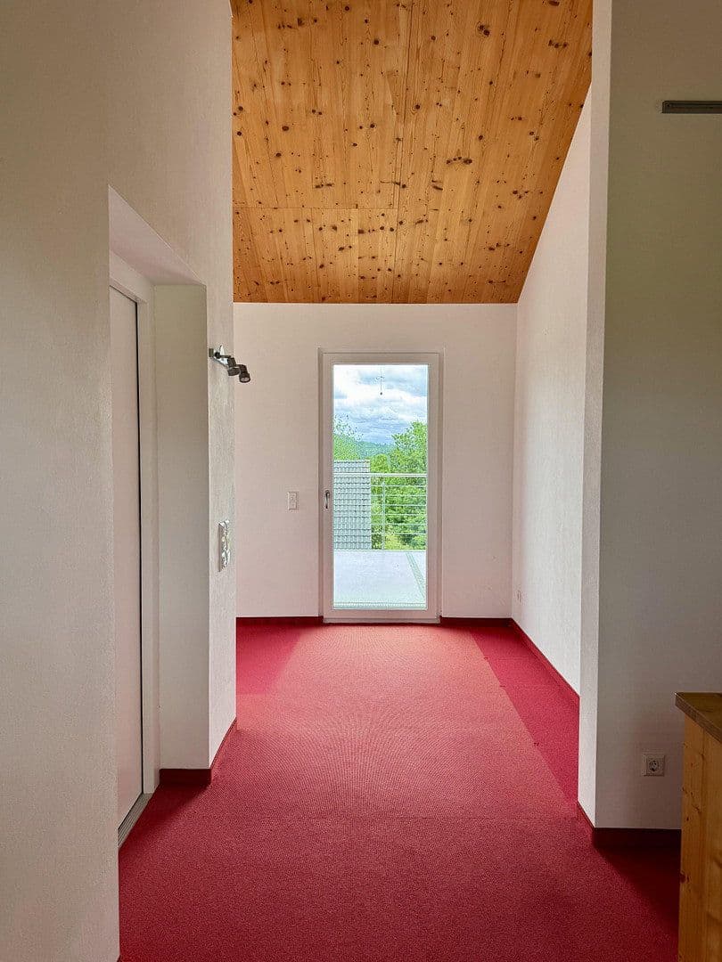 Predaj domu 247 m², pozemek 442 m², Calw, Bádensko-Wurttembersko Predaj domu 247 m², pozemek 442 m², Calw, Bádensko-Wurttembersko