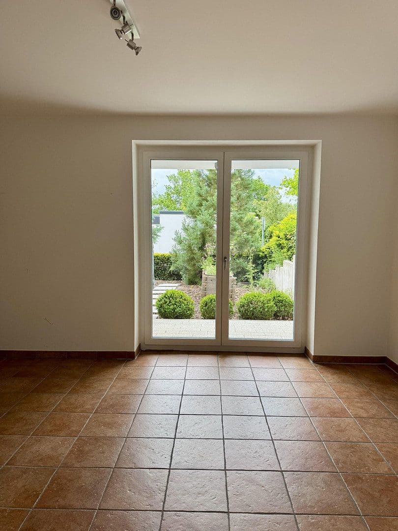 Predaj domu 247 m², pozemek 442 m², Calw, Bádensko-Wurttembersko Predaj domu 247 m², pozemek 442 m², Calw, Bádensko-Wurttembersko