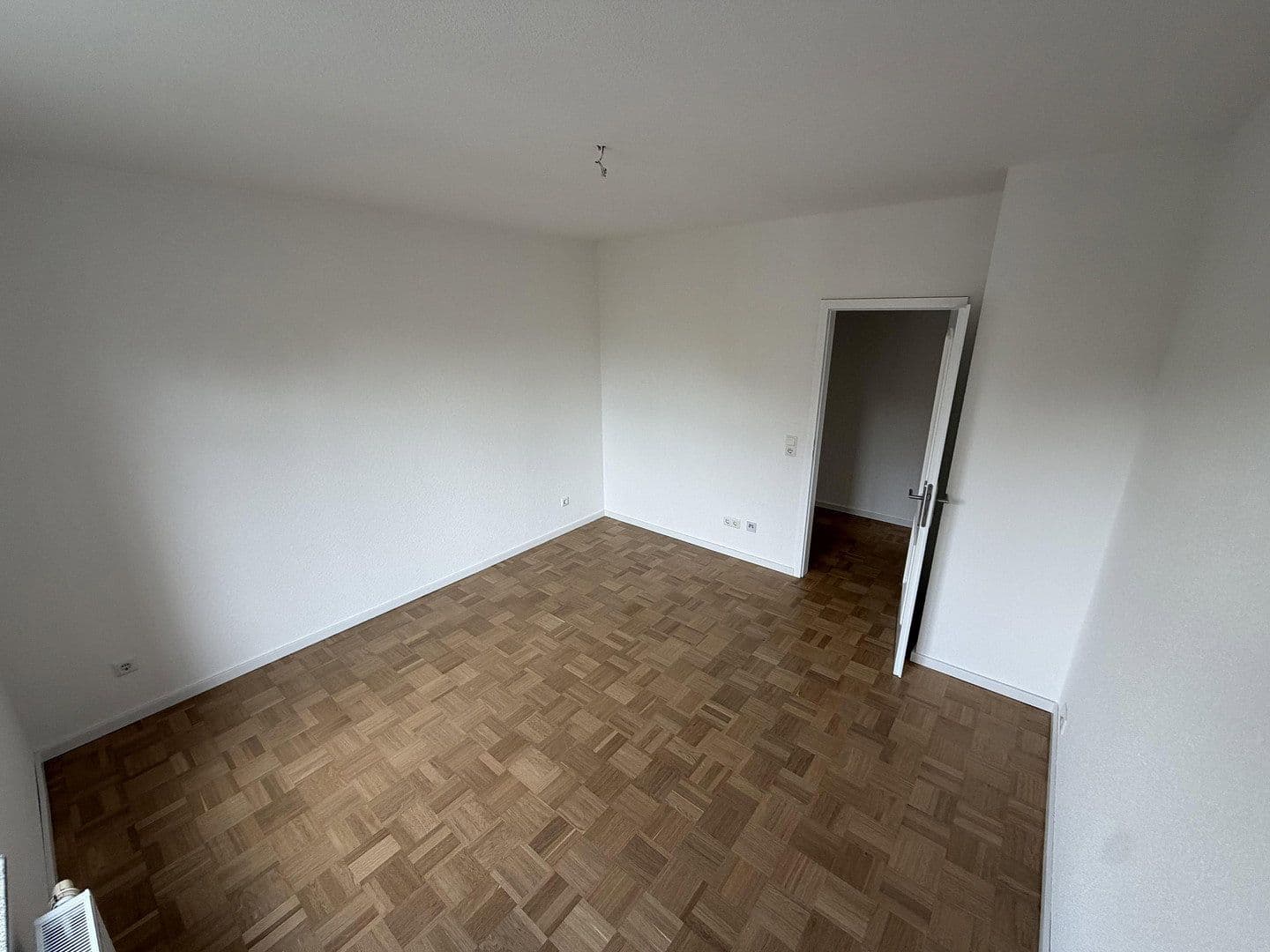 Prenájom bytu 3-izbový 93 m², Essen, Severné Porýnie - Westfálsko Prenájom bytu 3-izbový 93 m², Essen, Severné Porýnie - Westfálsko