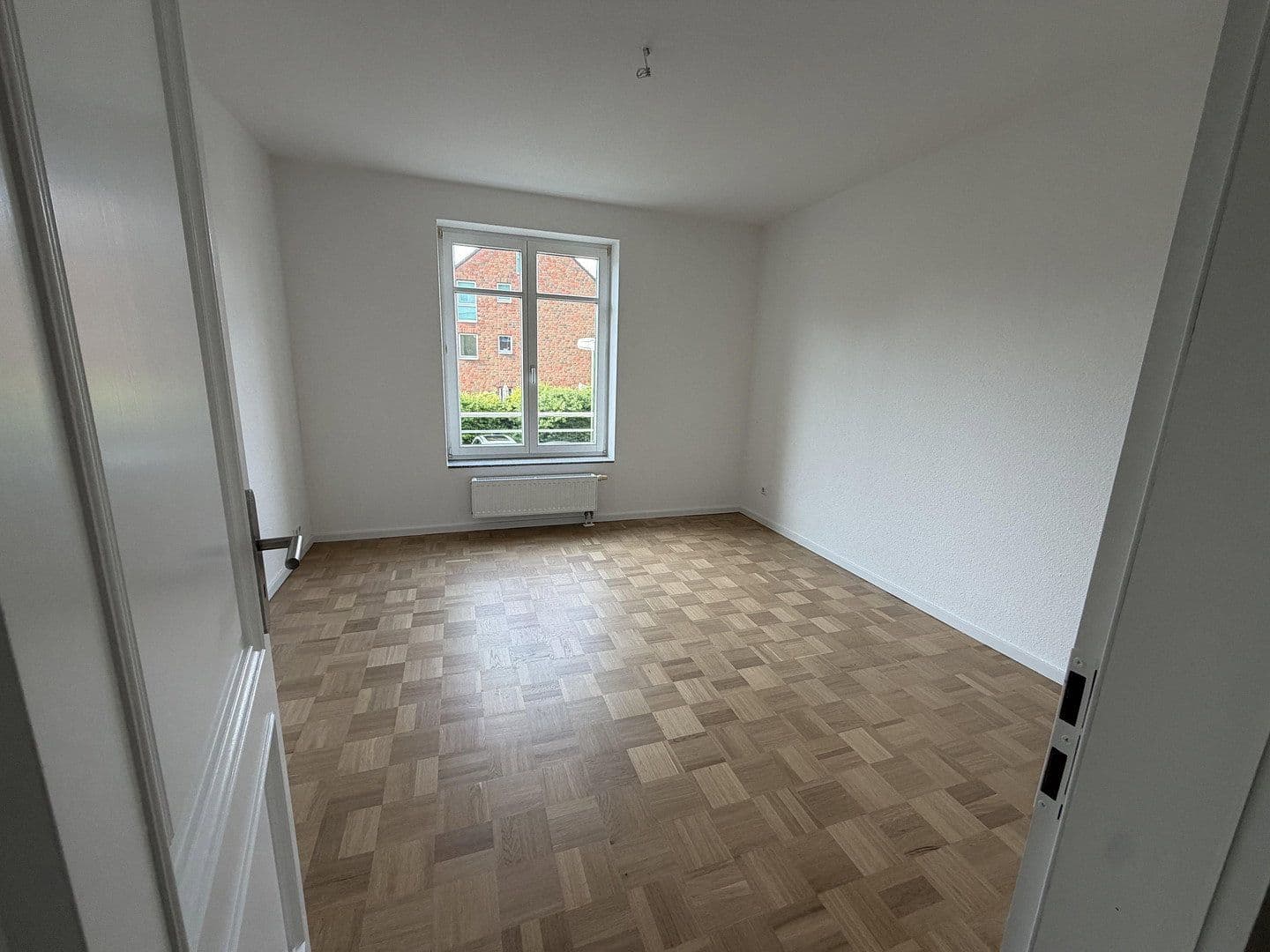 Prenájom bytu 3-izbový 93 m², Essen, Severné Porýnie - Westfálsko Prenájom bytu 3-izbový 93 m², Essen, Severné Porýnie - Westfálsko