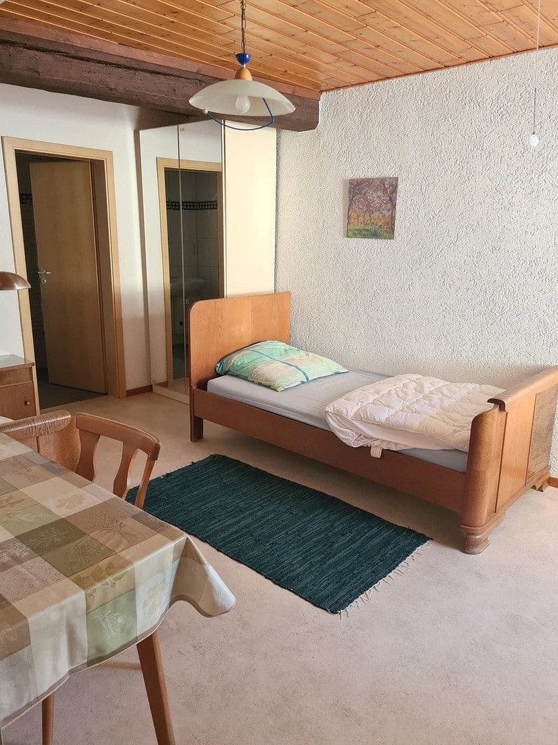 Predaj domu 246 m², pozemek 932 m², Friedhofstraße 21, Worms, Porýnie-Falcko Predaj domu 246 m², pozemek 932 m², Friedhofstraße 21, Worms, Porýnie-Falcko