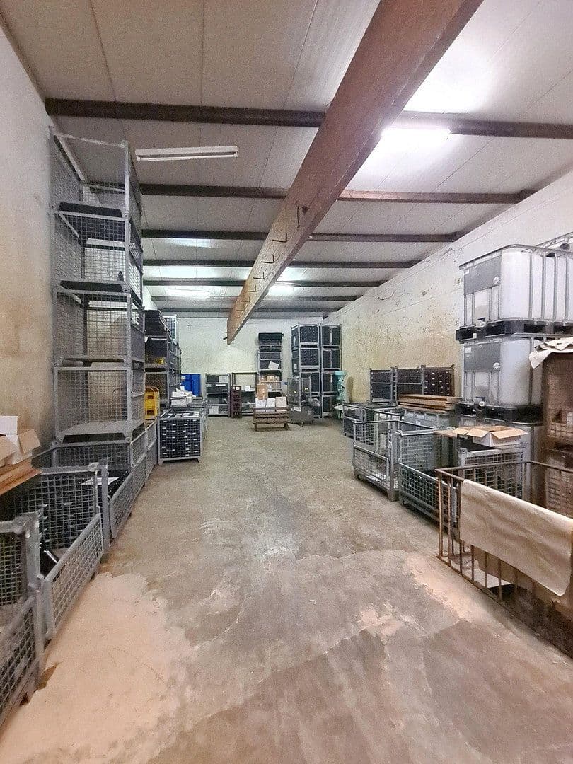Predaj domu 246 m², pozemek 932 m², Friedhofstraße 21, Worms, Porýnie-Falcko Predaj domu 246 m², pozemek 932 m², Friedhofstraße 21, Worms, Porýnie-Falcko