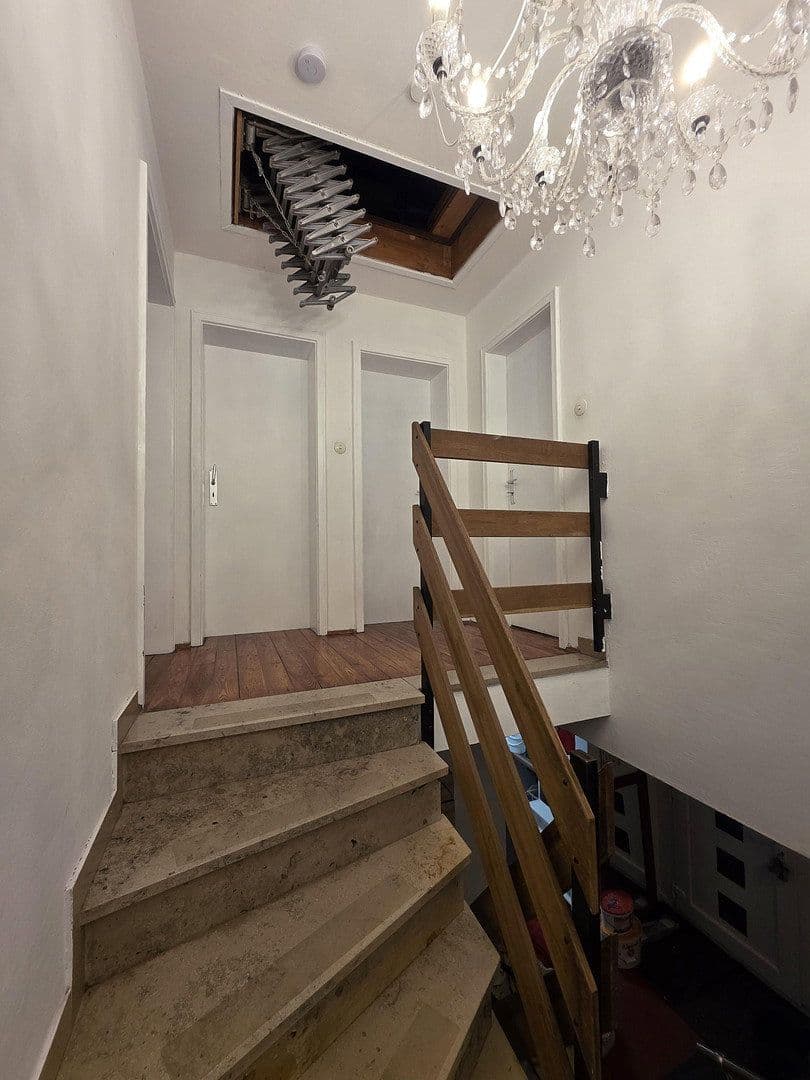 Predaj domu 104 m², pozemek 106 m², Neufahrn, Bavorsko Predaj domu 104 m², pozemek 106 m², Neufahrn, Bavorsko