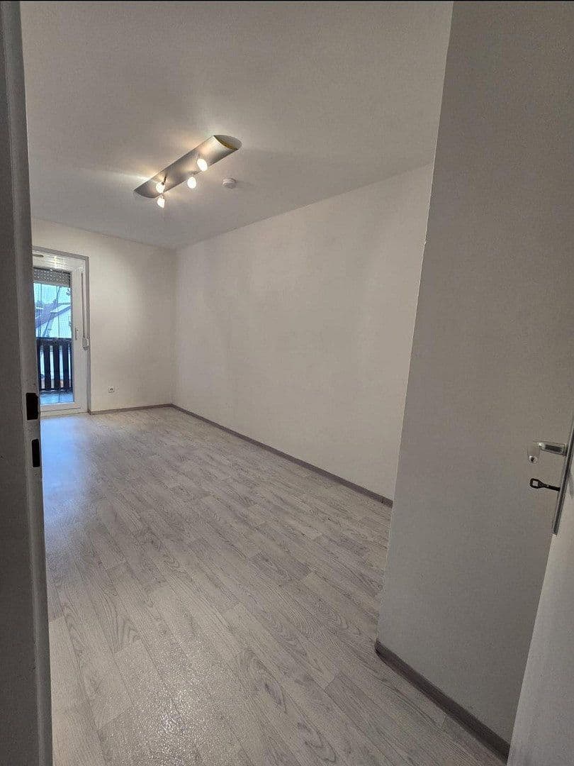 Predaj domu 104 m², pozemek 106 m², Neufahrn, Bavorsko Predaj domu 104 m², pozemek 106 m², Neufahrn, Bavorsko