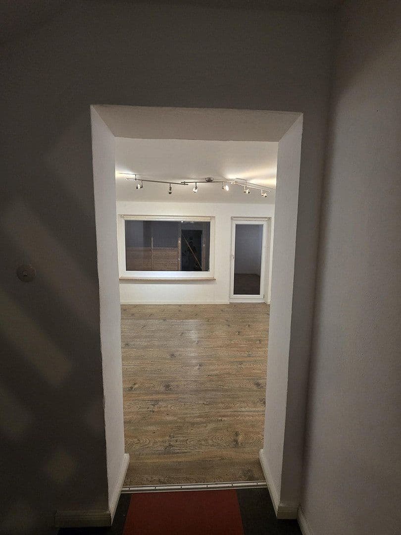 Predaj domu 104 m², pozemek 106 m², Neufahrn, Bavorsko Predaj domu 104 m², pozemek 106 m², Neufahrn, Bavorsko