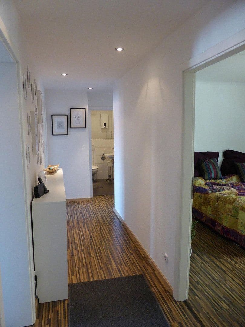 Prenájom bytu 85 m², Deutscherrnstraße 37, Saarbrücken, Sársko Prenájom bytu 85 m², Deutscherrnstraße 37, Saarbrücken, Sársko