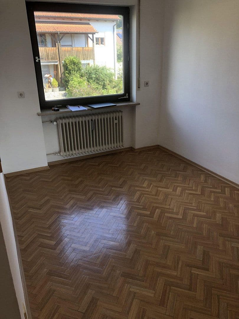 Prenájom bytu 4-izbový 93 m², Bayern - Eichstätt - Landershofen, Bavorsko Prenájom bytu 4-izbový 93 m², Bayern - Eichstätt - Landershofen, Bavorsko