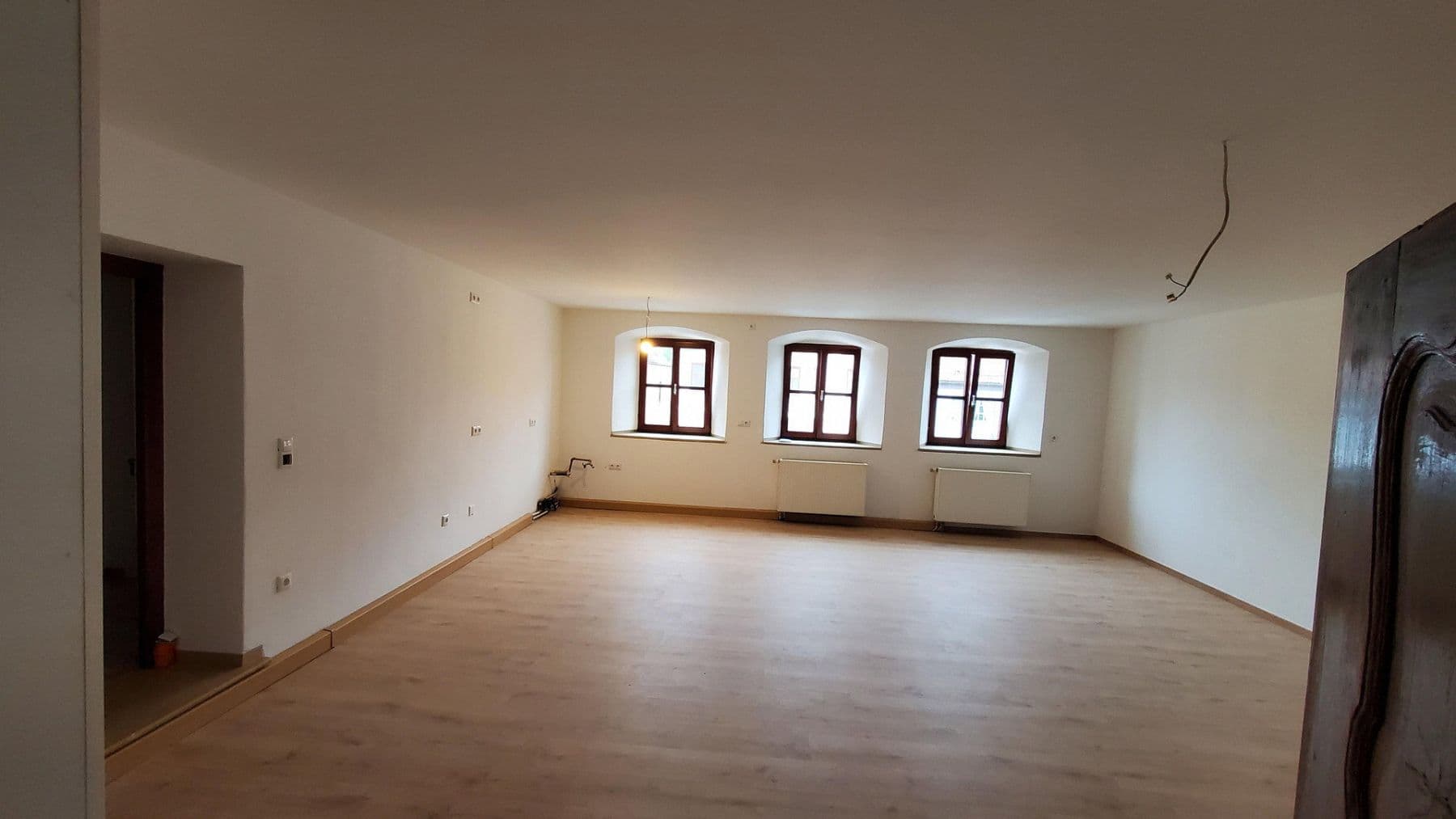 Prenájom bytu 3-izbový 92 m², Marktstraße 59, Rennertshofen, Bavorsko Prenájom bytu 3-izbový 92 m², Marktstraße 59, Rennertshofen, Bavorsko