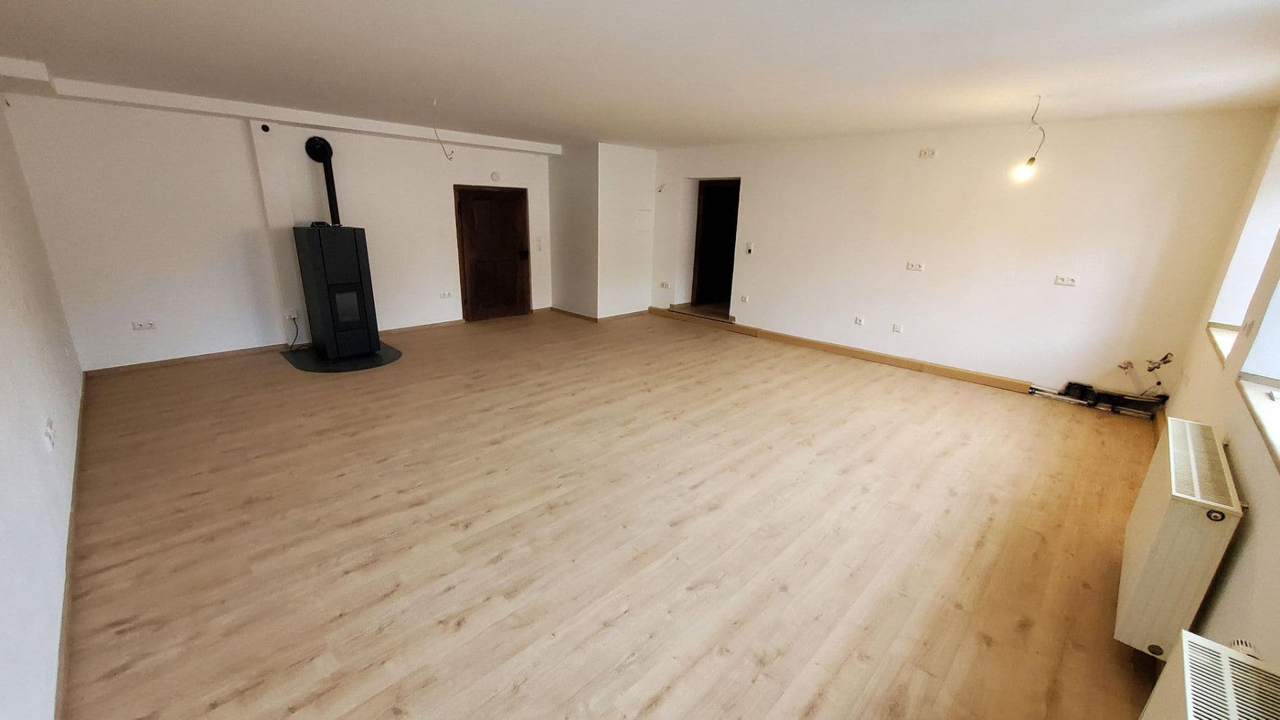 Prenájom bytu 3-izbový 92 m², Marktstraße 59, Rennertshofen, Bavorsko Prenájom bytu 3-izbový 92 m², Marktstraße 59, Rennertshofen, Bavorsko