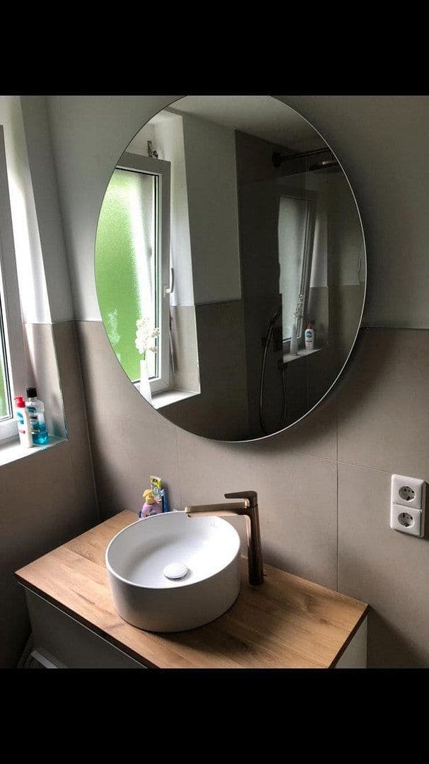 Prenájom bytu 4-izbový 94 m², Wernau (Neckar), Bádensko-Wurttembersko Prenájom bytu 4-izbový 94 m², Wernau (Neckar), Bádensko-Wurttembersko