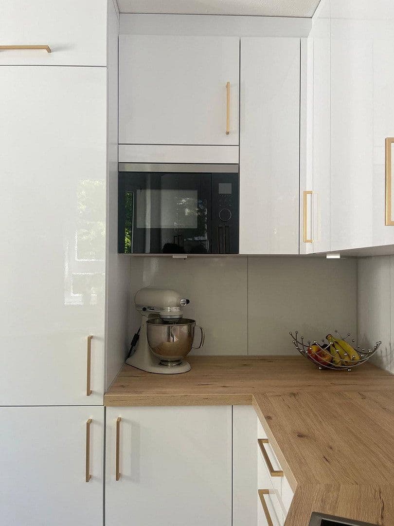 Prenájom bytu 4-izbový 94 m², Wernau (Neckar), Bádensko-Wurttembersko Prenájom bytu 4-izbový 94 m², Wernau (Neckar), Bádensko-Wurttembersko