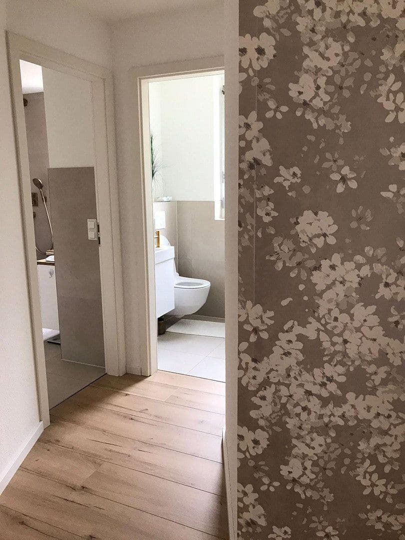 Prenájom bytu 4-izbový 94 m², Wernau (Neckar), Bádensko-Wurttembersko Prenájom bytu 4-izbový 94 m², Wernau (Neckar), Bádensko-Wurttembersko