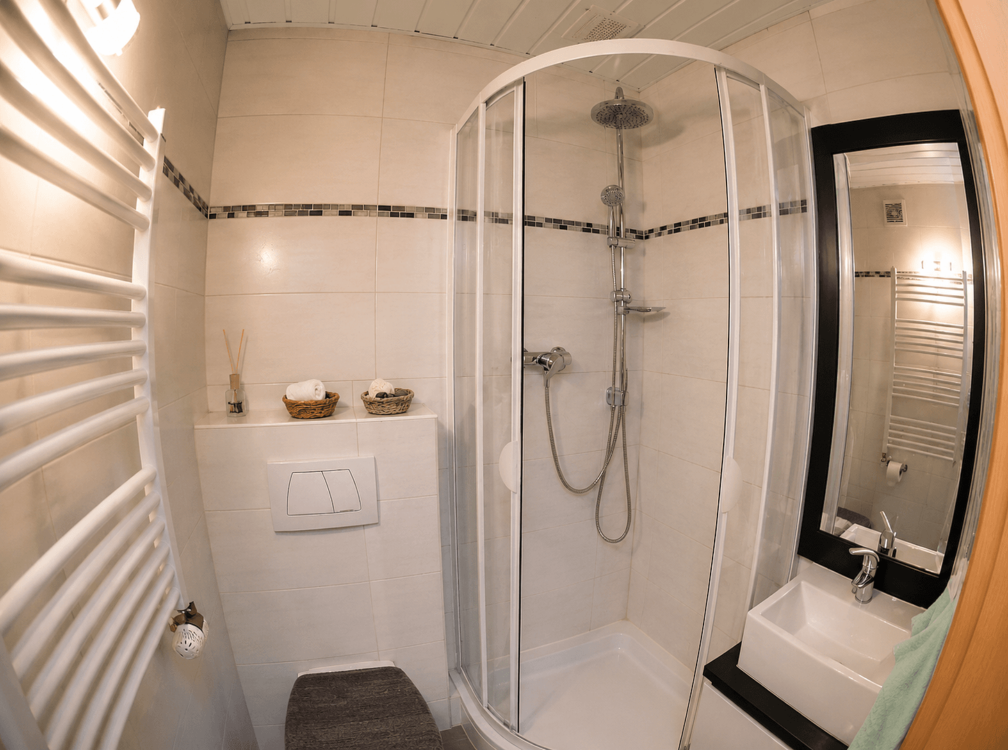 Predaj bytu 4-izbový 109 m², Solingen, Severné Porýnie - Westfálsko Predaj bytu 4-izbový 109 m², Solingen, Severné Porýnie - Westfálsko