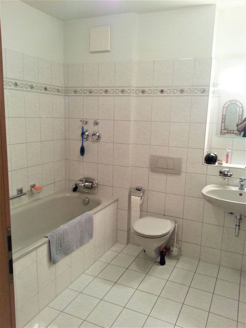 Prenájom bytu 3-izbový 91 m², Nürnberg, Bavorsko Prenájom bytu 3-izbový 91 m², Nürnberg, Bavorsko