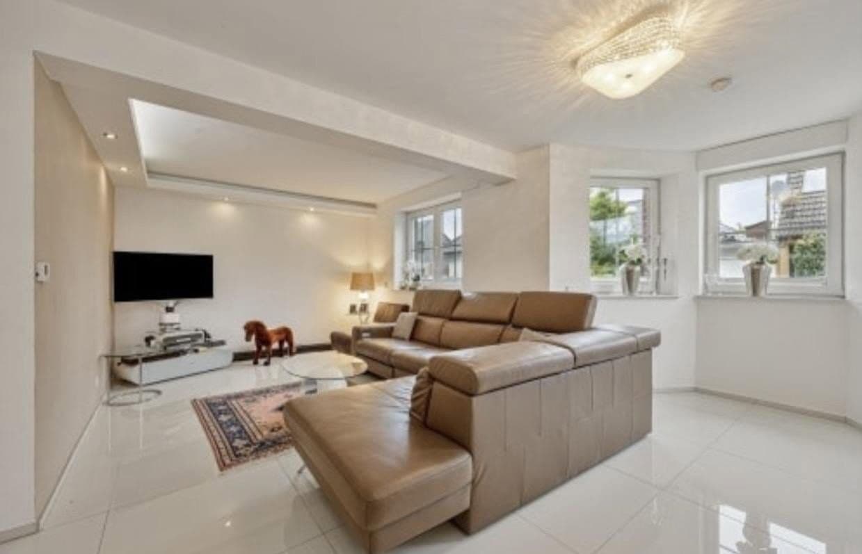 Predaj domu 160 m², pozemek 363 m², Meerbusch, Severné Porýnie - Westfálsko Predaj domu 160 m², pozemek 363 m², Meerbusch, Severné Porýnie - Westfálsko