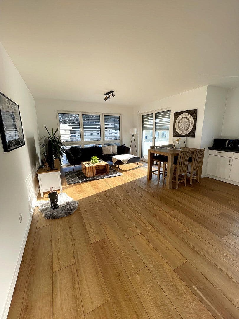 Prenájom bytu 3-izbový 73 m², Eschelbacherstraße 3, Montabaur, Porýnie-Falcko Prenájom bytu 3-izbový 73 m², Eschelbacherstraße 3, Montabaur, Porýnie-Falcko