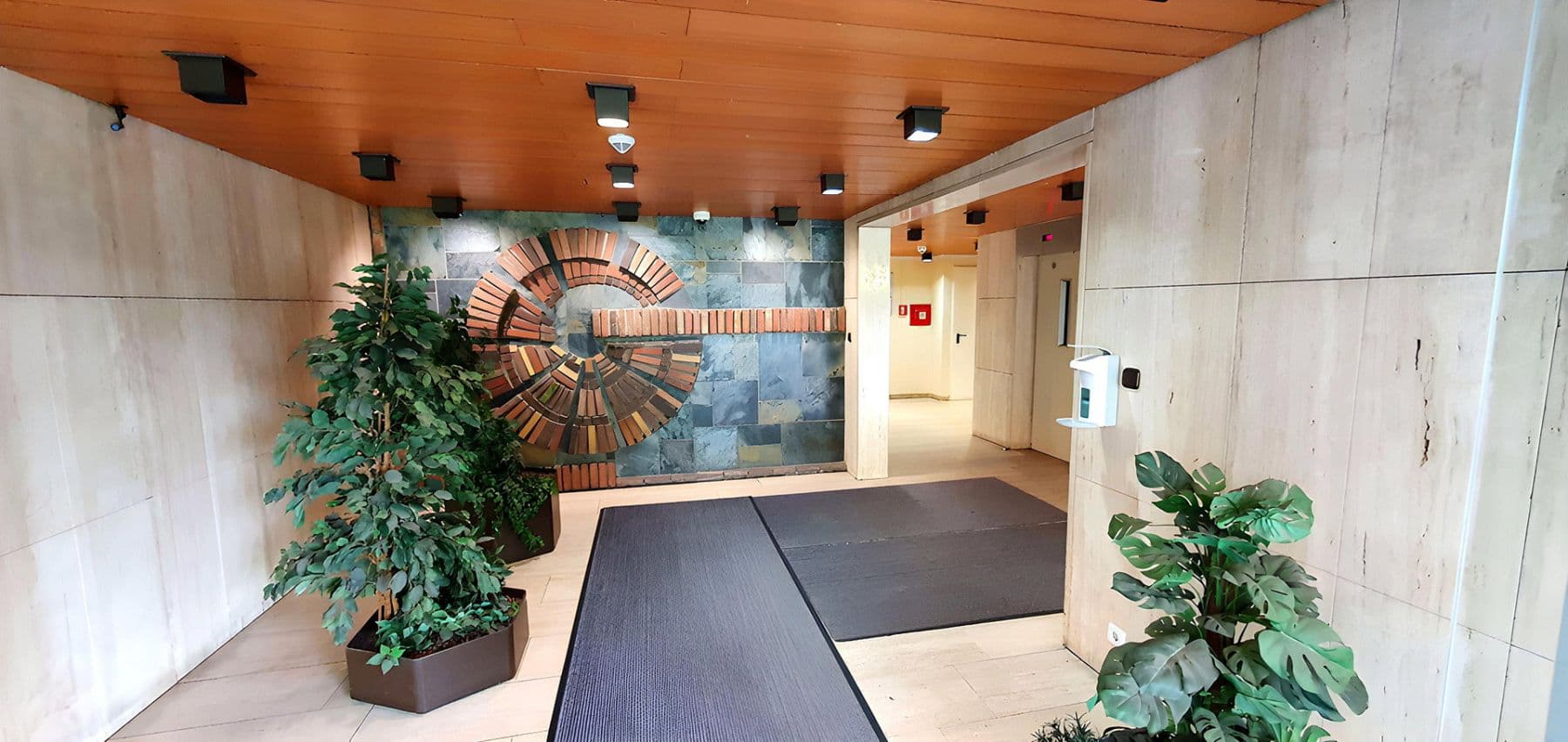 Prenájom bytu 2-izbový 65 m², Raimundstraße 100, Frankfurt am Main, Hesensko Prenájom bytu 2-izbový 65 m², Raimundstraße 100, Frankfurt am Main, Hesensko