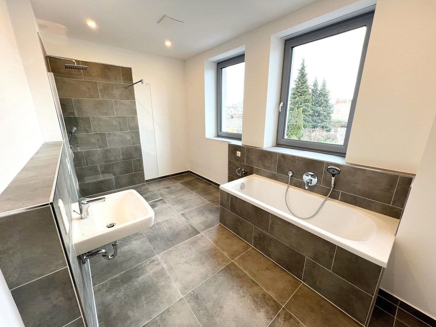 Prenájom bytu 2-izbový 69 m², Alt Salbke 73, Magdeburg, Sasko-Anhaltsko Prenájom bytu 2-izbový 69 m², Alt Salbke 73, Magdeburg, Sasko-Anhaltsko