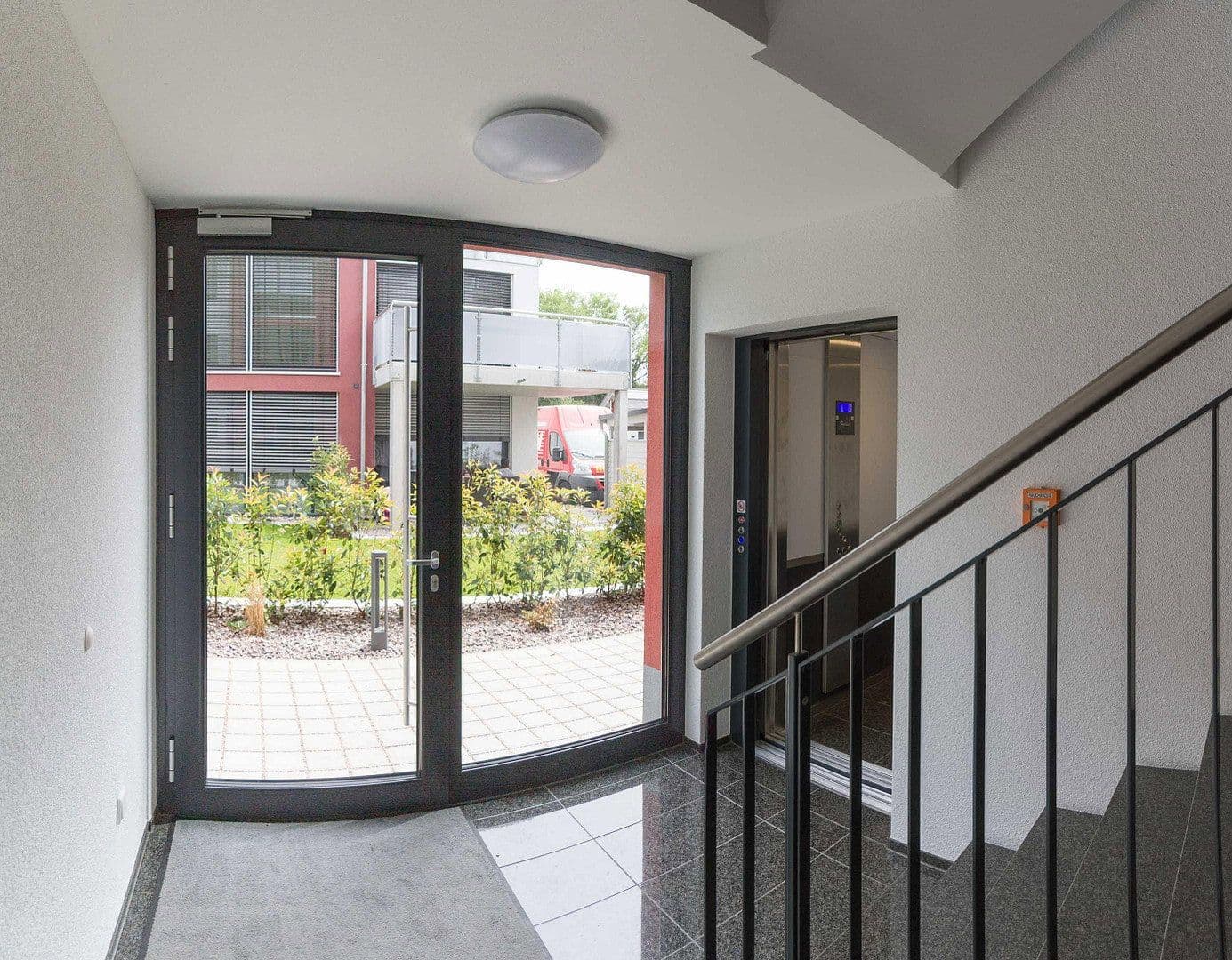Prenájom bytu 2-izbový 69 m², Am Bahndamm 3, Bad Säckingen, Bádensko-Wurttembersko Prenájom bytu 2-izbový 69 m², Am Bahndamm 3, Bad Säckingen, Bádensko-Wurttembersko